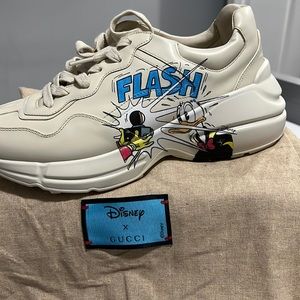 Gucci x Disney Rhyton Donald Duck Sneaker in Ivory